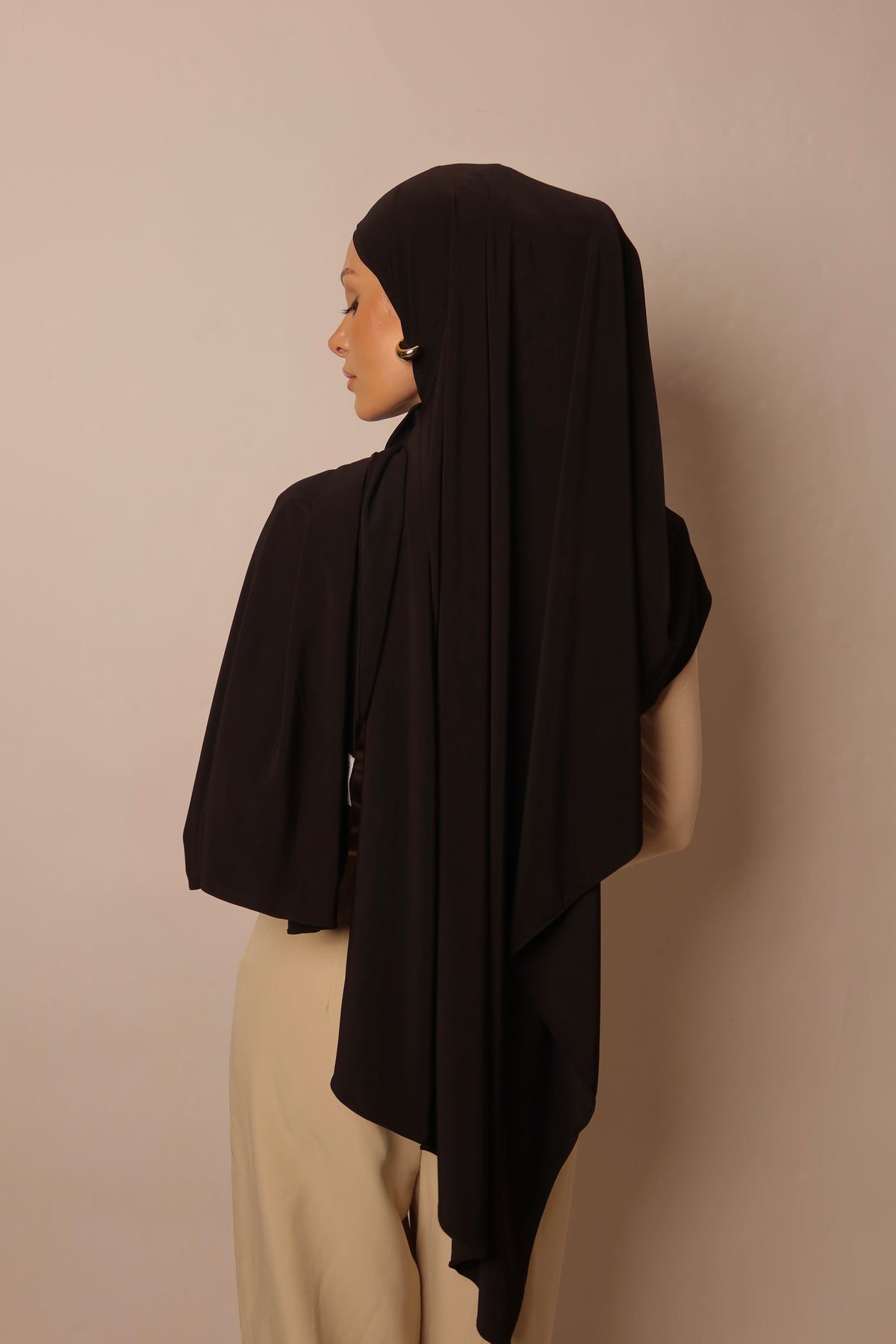 Black + UnderCap
